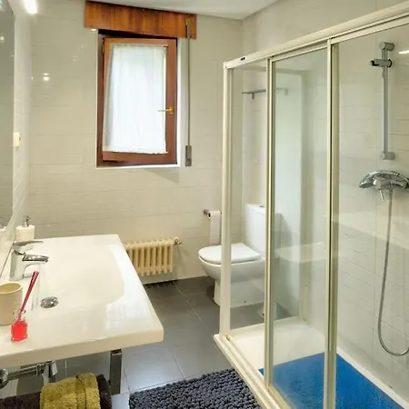 Vakantiehuis El Rompeolas Casa A Pie De Playa Suances