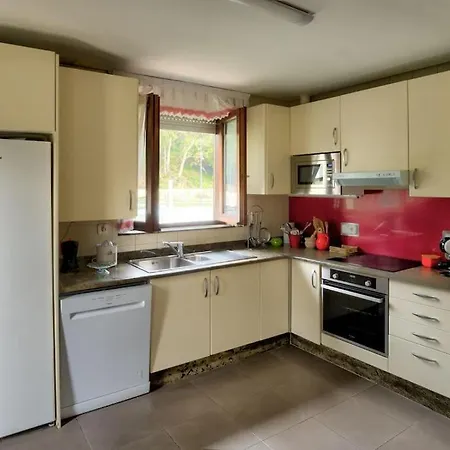 Vakantiehuis El Rompeolas Casa A Pie De Playa Suances